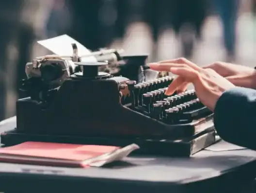 Máquina de escribir antigua
